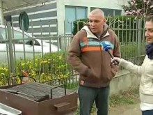 Варненец протестира с кебапчета срещу здравната система