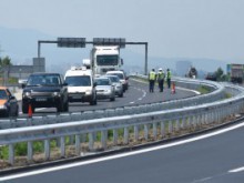 Проверяват полицай за гонка със стрелба на магистрала "Хемус"