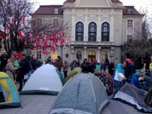 Палатки се появиха в центъра на Пловдив, вижте причината