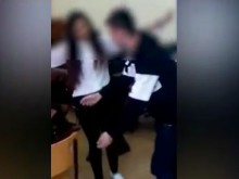Учениците, играли кючек в междучасие, сами нарисували портрети на Левски