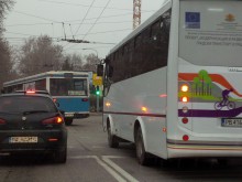 Рискови маневри на градски автобуси подлагат на опасност живота на пътниците
