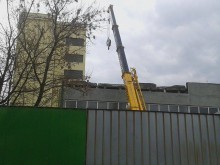 Вече демонтират оборудването от завода на "Каменица", събарянето - напролет