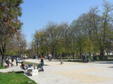 Млада майка: Парк "Белите брези" невъзможен за деца. Защо?