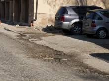 Обратни води заливат улица "Волга" в Пловдив