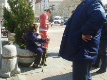 Инцидент с възрастна жена до Радио-телевизионния център в Пловдив