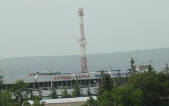 Създаването на обществен фонд за разкриване на нови авиолинии обсъждат във Варна