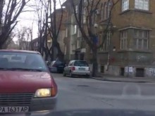 Шофьор с пазарджишка регистрация с груби изпълнения в Пловдив
