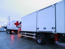 Пращаме вода и храна за бежанците в Македония