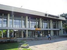 Полиция затвори за кратко автогара "Север" заради съмнителен багаж