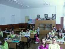 2 000 учители преподават, без да имат необходимата квалификация