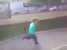 Жестока гавра със сирийско момченце в Истанбул потресе интернет