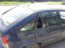 Разбиха колата на пловдивчанин пред КАТ! Полицаите: И да подадеш жалба, резултат няма да има!
