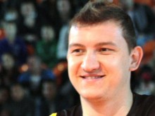 Неделев се извини на бултрасите