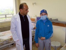 Смениха раменна кост на дете, вече се движи
