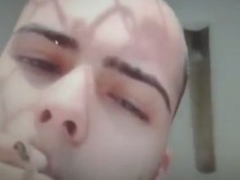Ученици от Лиляната пуснаха видео как пушат марихуана в класна стая