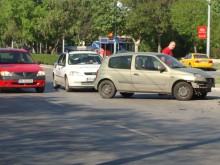 Миг невнимание и става белята: Нова катастрофа в Пловдив!