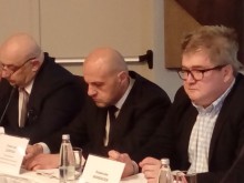 Томислав Дончев: Всяка община трябва сама да определя данъците си