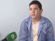 Дете оцеля по чудо след токов удар на надлез