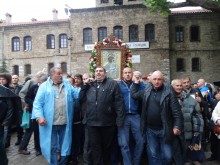 Стотици последваха Бачковската чудотворна икона на Богородица 