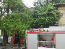 Пожар избухна в центъра на Пловдив, семейство с малко дете успя да се спаси