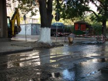 Спукан водопровод оставя без вода абонатите на ул. "Родопи"