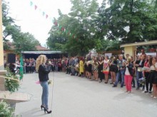 Приятелката на трагично загиналия Тодор трогна съучениците си