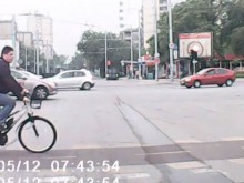 Няма такива джигити! Пловдивчанин ги осмя с пиперливи стихове!