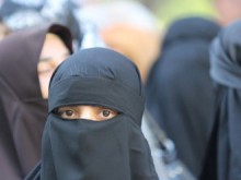 Първа стъпка към забрана на бурките на национално ниво
