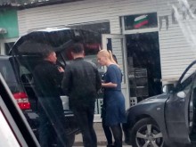 Балъков катастрофира в София, русо изкушение се суети наоколо
