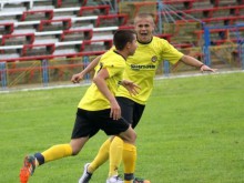 "Канарчетата" вкараха 9 гола на Несебър край морето