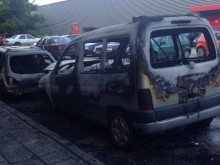 Организирана група пали коли под носа на полицията в Пловдив?