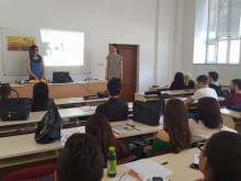 МОН окончателно отряза европейското финансиране на студентите от "неприоритетните" специалности