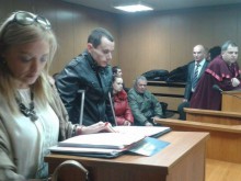 Сълзи на делото за шофьора, погубил две близначки и техен приятел