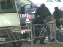 Арест на полицейски шефове заради "чадър" над престъпността