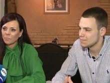 Чаровната Анелия: Мога да бъда дама и на по-малкия си син