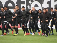 Локо отложи старта на подготовката