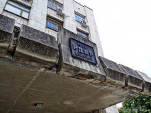 Задържаха 25-годишен, извършил въоръжен грабеж на банка и обрал Lafka