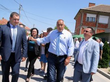 Премиерът: Тотални репресии ще има срещу "главанаците" по морето