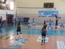 Марица спечели групата, играе полуфинал срещу Казанлък