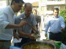 Общината измоли с курбан свръхестествените сили за старт на "Коматевско шосе"!