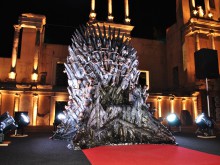 Железният трон от Game of Thrones в Пловдив днес