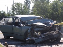 Шофьор загина в "Тракия" след гонка с полицията, блъснал се в ТИР