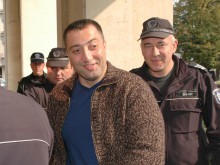 Митьо Очите претърпя успешна операция
