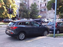 Градски кросоувър на пешеходна пътека в Пловдив