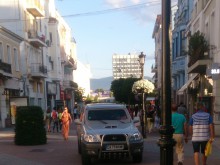 Пловдивчанин се оплака от инкасо автомобил, движещ се по Главната