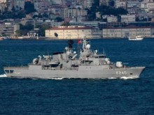 Превратаджиите превзеха фрегатата "Явуз" с командващия ВМС на Турция на борда