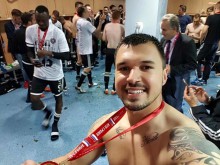 Валери Божинов: Снимайте ме по бельо и да видим дебел ли съм