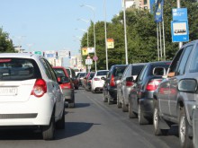 4 130 195 автомобила са регистрирани в България до юни! Вижте какво шофира българинът
