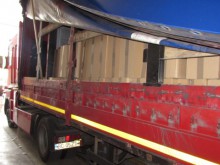 Заловиха нелегални цигари за 750 000 лв. в румънски камион
