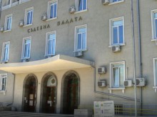 Вълна в защита на ученичката, убила насилника си, заля интернет
